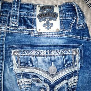 men’s rock revival jeans, perfect condition!